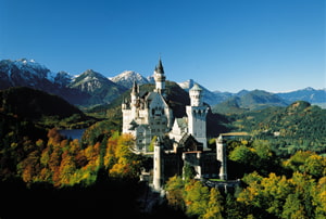 El castell Neuschwanstein - la símbol de la Alemanya romàntica - en la nostra ruta en moto pels Alps