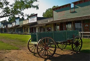 Monument a Wyatt Earp a Dodge City